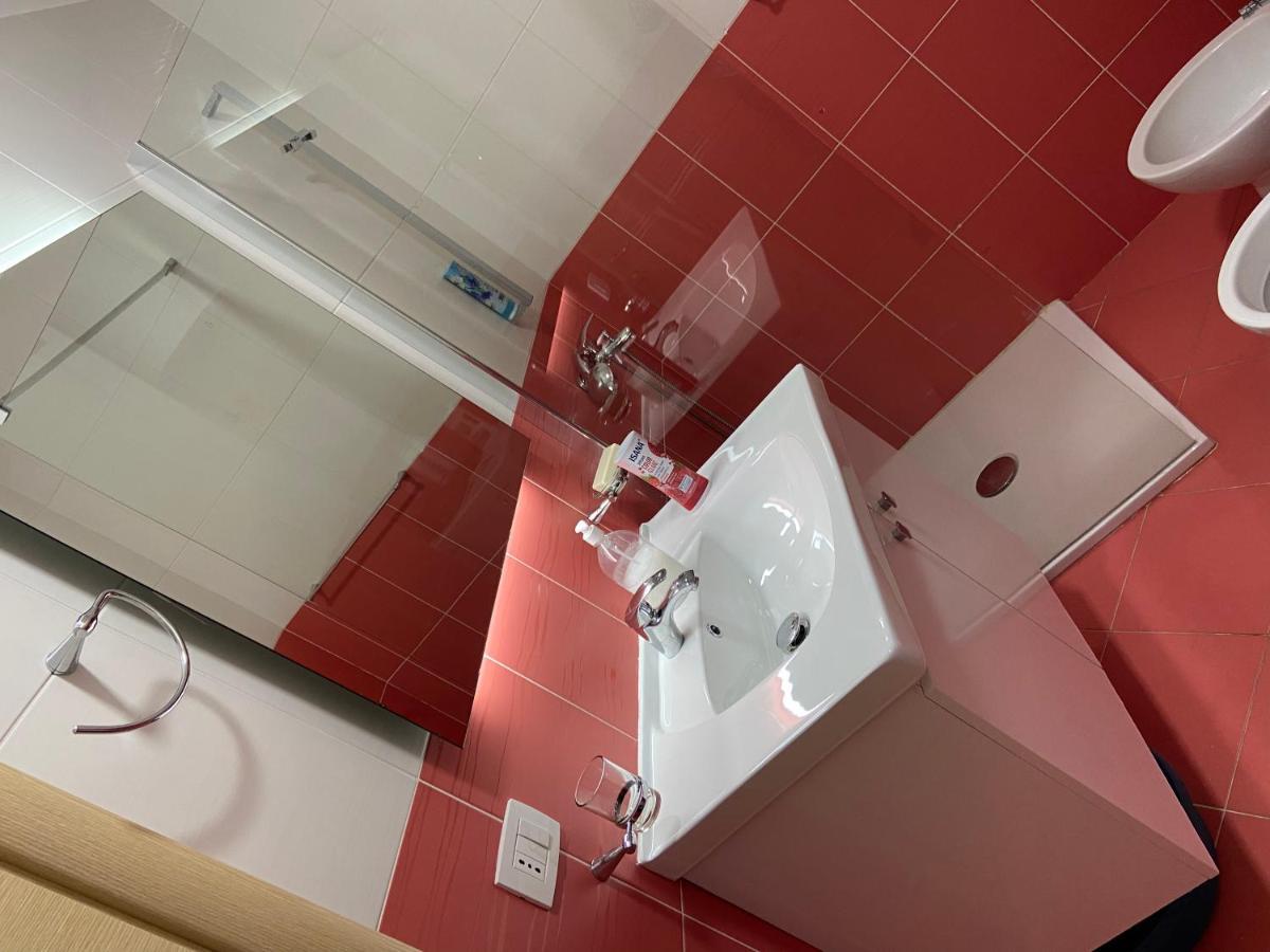 Mb Luxury Apartments Τίρανα Εξωτερικό φωτογραφία