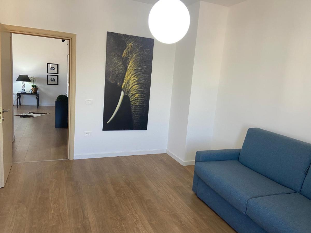 Mb Luxury Apartments Τίρανα Εξωτερικό φωτογραφία